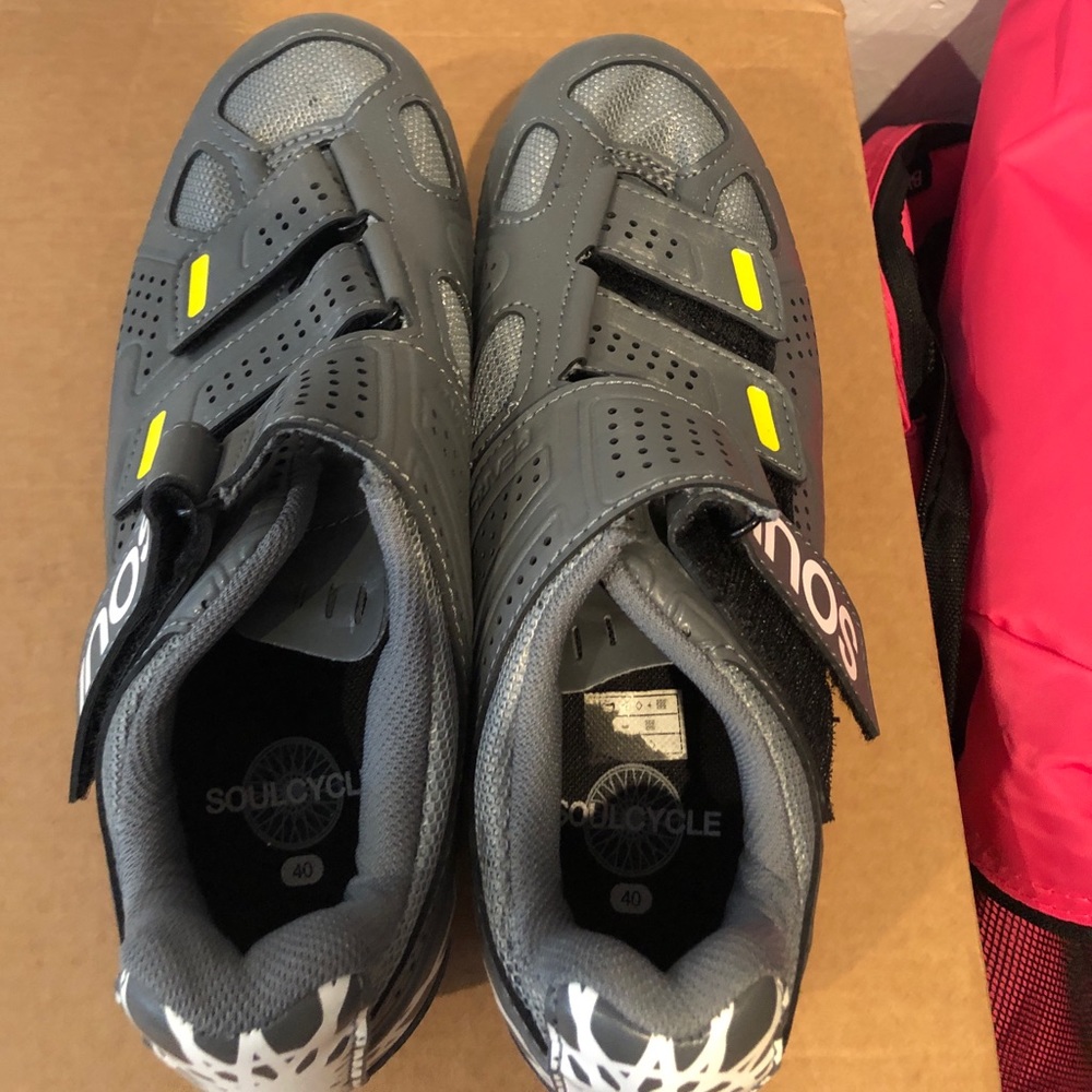 SoulCycle PEARL IZUMI Spin Shoes 40